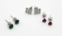 Auktion 362<br>3 Paar div. Ohrstecker, Silber, 2x Farbsteinbesatz, zus. ca. 2gr.