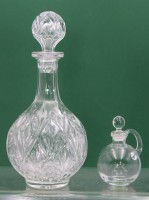 Auktion 362 / Los 10033 <br>2x div. Karaffen, farbloses Glas, ca. H-29cm und H-12cm