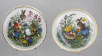 Auktion 362 / Los 8101 <br>2x Osterteller, Lichte, Motive non Monika Hellen-Cole, je D-20cm