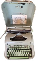 Auktion 362 / Los 16065 <br>Vintage Schreibmaschine in Koffer "Hermes 3000" mit Schlüssel, sammelwürdige Erhaltung