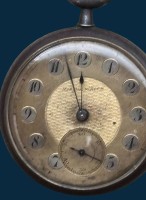Auktion 371<br>mechan. HTU in geschw&auml;rzten Metallgeh&auml;use "Miroir Watch", Werk l&auml;uft, D-4,5 cm