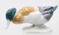 Auktion 363 / Los 8022 <br>Ente, bunt bemalt, nur Nr. 2740-1, Bürzel minim. Abplatzer, H-3 cm, L-9 cm