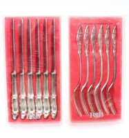 Auktion 363 / Los 11044 <br>je 6x Speise-Messer und Gabeln, Robbe &amp; Berking, 90er Auflage, Friesenmuster, ca. L-21,5cm