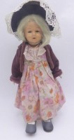 Auktion 363 / Los 12016 <br>Brustblattkopfpuppe, H-37 cm
