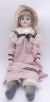 Auktion 363 / Los 12026 <br>Porzellankopfpuppe AM, Nr. CU(?)93- T-DEP, H-62 cm