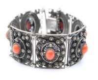 Auktion 363<br>breites Armband, 800er Silber mit Koralle, 54,2gr., ca. L-18cm B-3cm