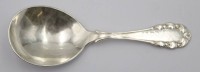 Auktion 363<br>Sahnelöffel, Georg Jensen, 830er Silber, Lily of the Valley, 21,3gr., L-11,2cm