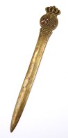 Auktion 363<br>Brieföffner, Dänemark, älter, Reste alter Emaille, Bronze, L-18,2cm