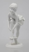 Auktion 363<br>Junge Ballerina "Kaiser" Biskuitporzellan, Entw. W. Gawantka, Modellnr. 530, ca. H-15cm