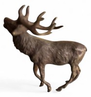 Auktion 363<br>Wiener Bronze "röhrender Hirsch", Reste alter Fassung, H-5,5 cm, L-6 cm