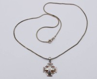 Auktion 363<br>Halskette mit Jerusalemkreuz, Silber, 7,7gr., L-48cm, Anh. L-2,8cm