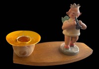 Auktion 363 / Los 14511 <br>3x Erzgebirge Kerzenhalter, 1x mit  Posaunenengel, H-6,5 cmm B-10 cm, 2 kleine Sterne D-5,5 cm