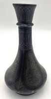 Auktion 363<br>Antike Mughal Bidri Silber eingelegte  Metall-Vase , H-15 cm, Gebrauchsspuren