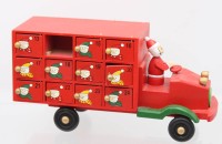 Auktion 363 / Los 14521 <br>Advents-Auto, Erzgebirge ?, ein Türchen fehlt, ca. H-15cm L-29cm