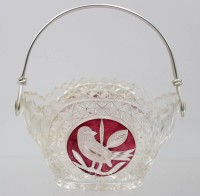 Auktion 363 / Los 10039 <br>Ein Kristallkörbchen wohl Hofbauer Henkel nicht Original !