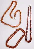 Auktion 363 / Los 1327 <br>3x div. Bernstein-Kettern, zus. ca. 81,7gr.