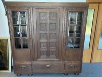 Auktion 364 / Los 14001 <br>kl. Bücherschrank (Teil eines Herrenzimmers), Eiche, H-190 cm, B-197 cm, T-ca. 40 cm