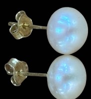 Auktion 364 / Los 1039 <br>Paar Perlohrstecker, Gold-585- Montur (geprüft)