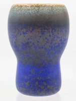 Auktion 364 / Los 9003 <br>Fat Lava Studio Vase, blau/grün "UL" gemarkt, H-16 cm, 60/70-er Jahre