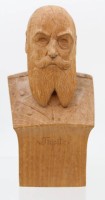 Auktion 364 / Los 15012 <br>Büste "Grossadmiral von Tirpitz" signiert E.C. 1916?, Holzschnitzerei, H-19 cm