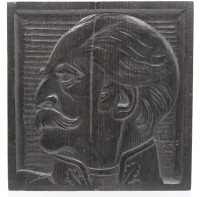 Auktion 364 / Los 15014 <br>E.C.1915 Holzplatte mit Portrait "von Blücher", altrissig, ,  26x25,5 cm, T-ca. 3,8 cm