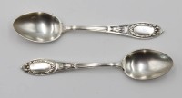 Auktion 364 / Los 11018 <br>2x Mokka-Löffel, 800er Silber, um 1900, 23,4gr., L-10,6cm