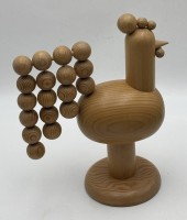 Auktion 364 / Los 15023 <br>Holzhahn "Aarikka-Finland" 23x20 cm, Handarbeit