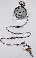 Auktion 364 / Los 2030 <br>Taschenuhr um 1900, Schlüsselwerk läuft, 800er Silbergehäuse an Kette, ca. D-4,5cm