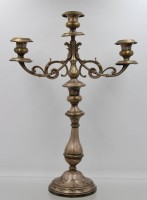 Auktion 364 / Los 15033 <br>hoher Leuchter, 3flammig, 19. Jhd., Altersspuren, 2tlg., ca. H-41cm B-29cm