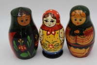 Auktion 364 / Los 14519 <br>3x kl. Matroschkas, H-11 cm