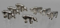 Auktion 364<br>4 kl. Bären und 3 Stiere, versilbert, Börse, ca. H-2cm