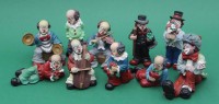 Auktion 364 / Los 15047 <br>10x kleine "Gilde" Clowns, H-max. ca. 10 cm, 1x Blumenstrauss abgebrochen, aber anbei
