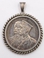 Auktion 364<br>Wilhelm II., 1888 - 1918. Medaille auf die Amerikareise des Prinzen Heinrich mit der "Kronprinz Wilhelm". Gestaffelte Büsten des Präsidenten Roosevelt und des Prinzen Heinrich nach links.