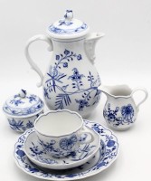 Auktion 364<br>Kaffeeservice "Meissen" Zwiebelmuster, für 6 Personen, 21 Teile, wohl alles 2.Wahl