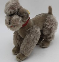 Auktion 364<br>STEIFF Hund "Snooby", H-25cm, L-20cm, K+F