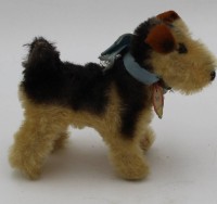 Auktion 364<br>STEIFF Hund "Terry", H-10cm, L-12cm, K+F