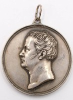 Auktion 364 / Los 7044 <br>Erinnerungsmedaille 1840 für das Garde-Corps in Silber, Mittig auf glattem Untergrund das nach links sehende Porträt Friedrich Wilhelms III., sign. - BRANDT F. , Rückseite: GEB. - D. - 3 - AUGUST - 1770. -