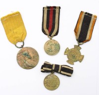 Auktion 364<br>4x div. Orden, 1. WK,  u.a. Kriegsdenkmünze 1870-1871, Preußen Erinnerungskreuz der Main Armee 1866, Preussen, Centenarmedaille 1897