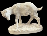 Auktion 364<br>Zicklein "Nymphenburg" Rautenmarke, weiss, H-8 cm, L-10 cm