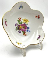 Auktion 364<br>kl. Schale "Meissen" Blumenmalerei, 1.Wahl