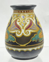 Auktion 364 / Los 9026 <br>Gouda Vase, Holland, H-15 cm