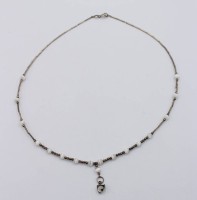 Auktion 364<br>Silber-Collier-Kette, 925er, Glasperlen, ca. L-41cm, ca. 4,6gr.