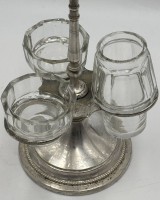 Auktion 364<br>kl. Menage, 2x Gewürznäpfe, 1x Senftöpfchen, plated, H-23 cm