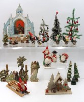 Auktion 364<br>Konvolut div. Weihnachtsdeko, meist älter,  teilw. Alters-u. Gebrauchsspuren