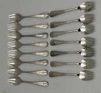 Auktion 364<br>15x Kuchengabeln, Silber geprüft, Ziermonogramm, L-10 cm, 180 gr.