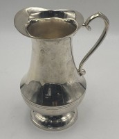 Auktion 364<br>massive Weinkanne, plated, H-21 cm