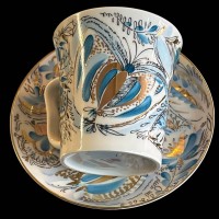Auktion 365<br>Tasse mit U.T. "Lomonossov" florales Dekor mit m22 Karat Goldstaffage, handbemalt, H-9,5 cm