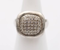 Auktion 365<br>925er Silber-Ring, klare Steine, 7,6gr., RG 51