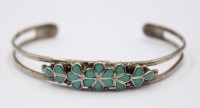 Auktion 365<br>Armspange mit Türkisen, 925er Silber, 11,2gr, B-1,2cm
