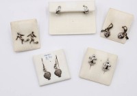 Auktion 365<br>5 Paare, Ohrstecker, Silber, ca. L-2,3cm